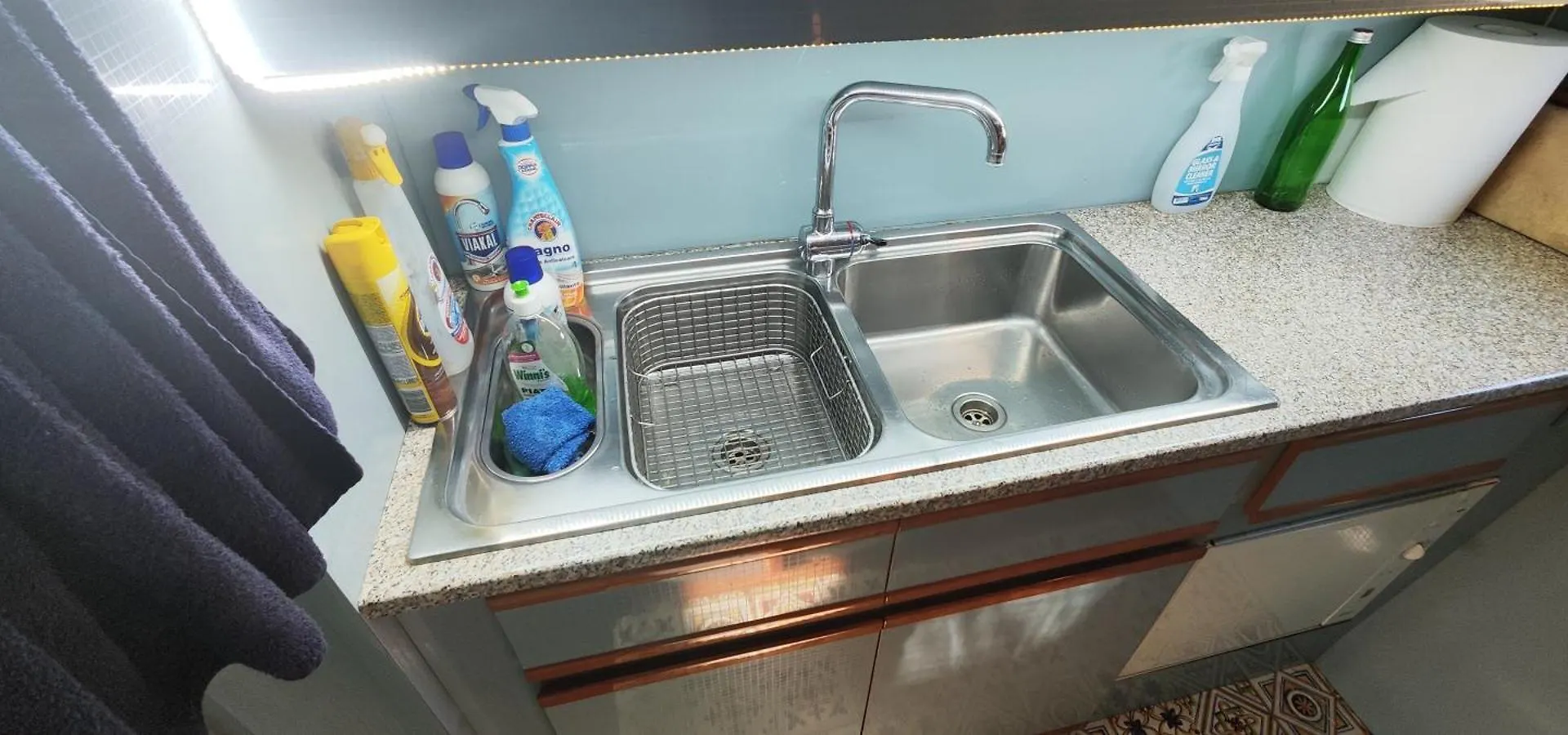 Moonlight Houseboat Hotel Palermo